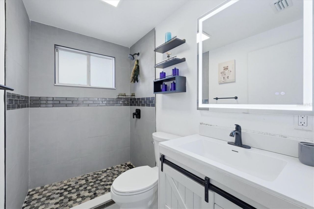 10218 46th Avenue W, Bradenton, FL 34210 Photo