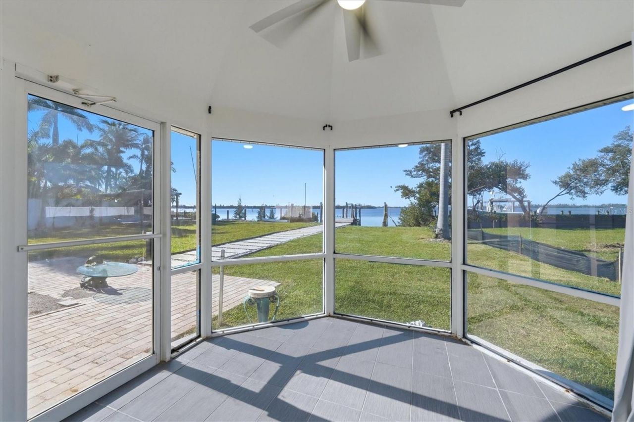 10218 46th Avenue W, Bradenton, FL 34210 Photo