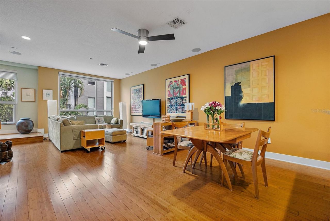 325 5th Avenue S, Unit 10, Saint Petersburg, FL 33701 Photo