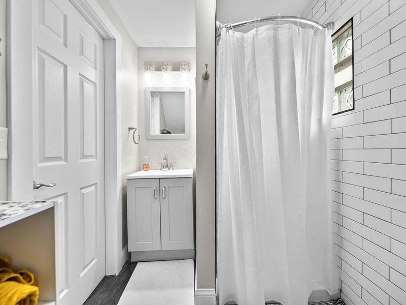 1924 Sullivant Avenue, Columbus, OH 43223 Photo 28