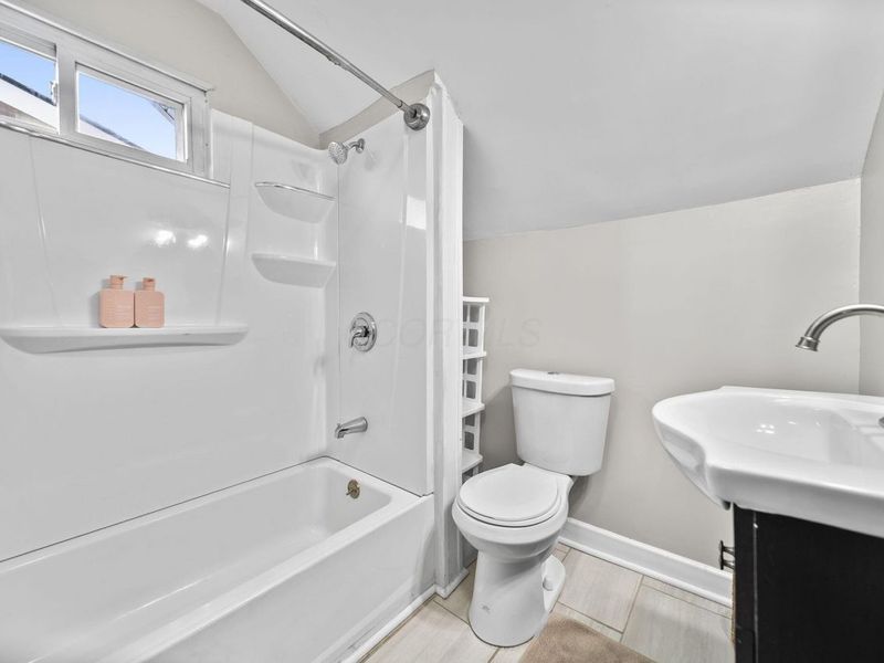 1924 Sullivant Avenue, Columbus, OH 43223 Photo 34