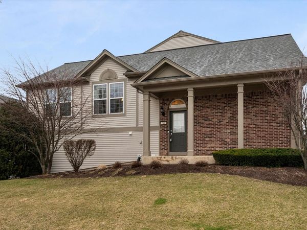 240 Devoe Drive , Oswego, IL 60543