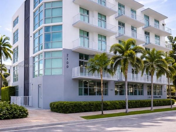 2100 Van Buren St , Unit 214, Hollywood, FL 33020