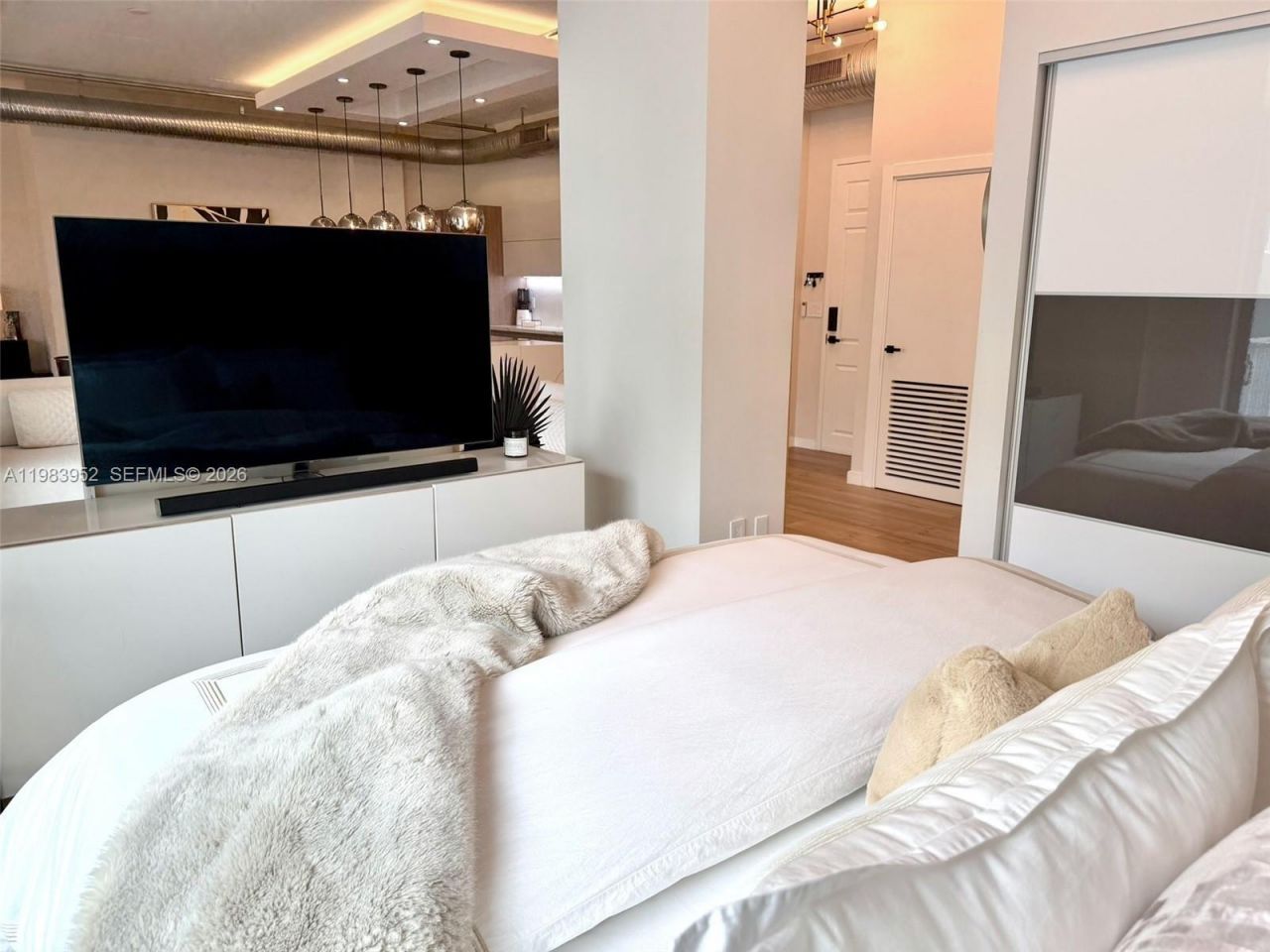 2100 Van Buren St , Unit 214, Hollywood, FL 33020 Photo