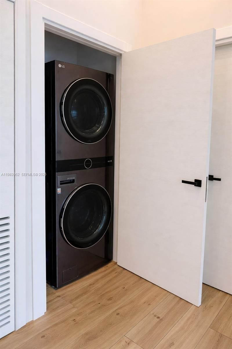 2100 Van Buren St , Unit 214, Hollywood, FL 33020 Photo