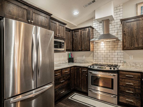 583 Plum Ridge Court, Ashland, OR 97520