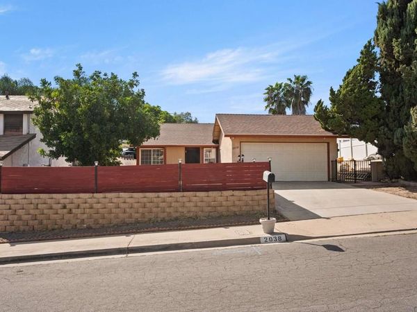 2038 Siegle Dr, Lemon Grove, CA 91945