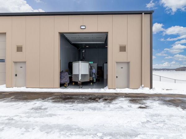 663 VALERIE AVE #127 Avenue , Unit 127, Hudson, WI 54016