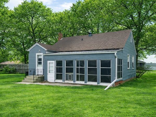 823 Columbus Avenue, Westbrook, MN 56183