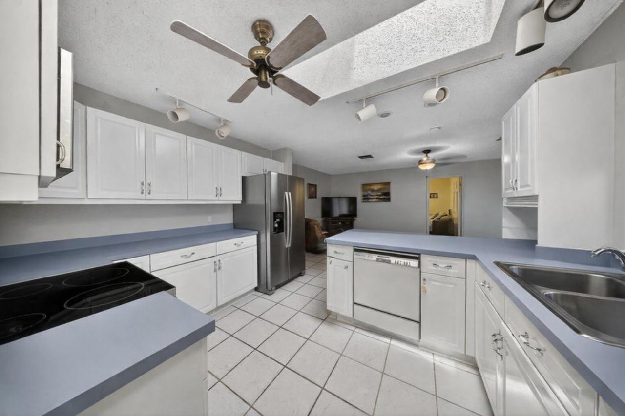 882 SE Quiescent Lane, Port Saint Lucie, FL 34983 Photo