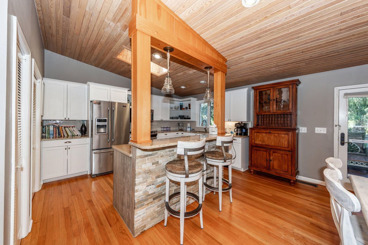 3007 Hartnett Boulevard Photo 17