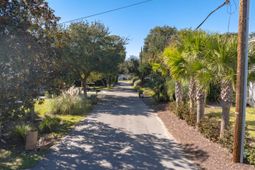 3007 Hartnett Boulevard photo 4