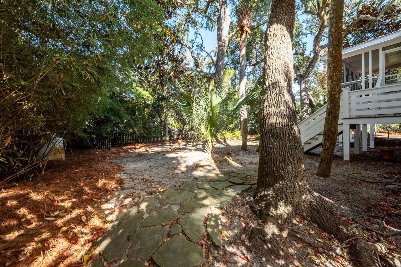 3007 Hartnett Boulevard Photo 48