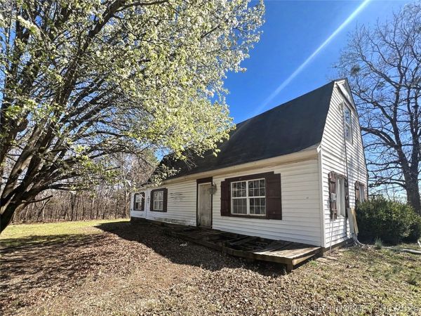 178 N 3 Mile Road , Fort Gibson, OK 74434