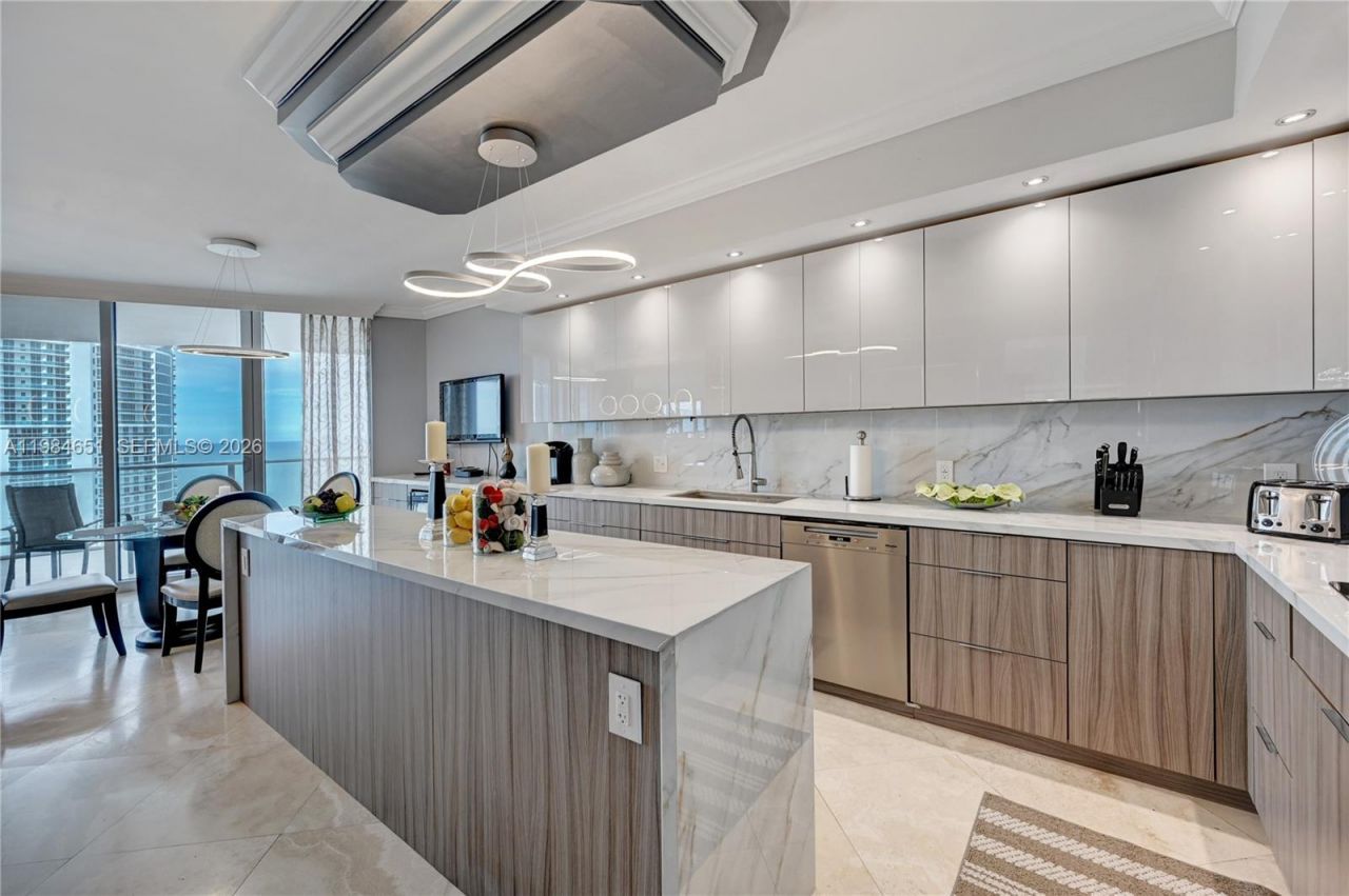 3101 S Ocean Dr , Unit 3203, Hollywood, FL 33019 Photo