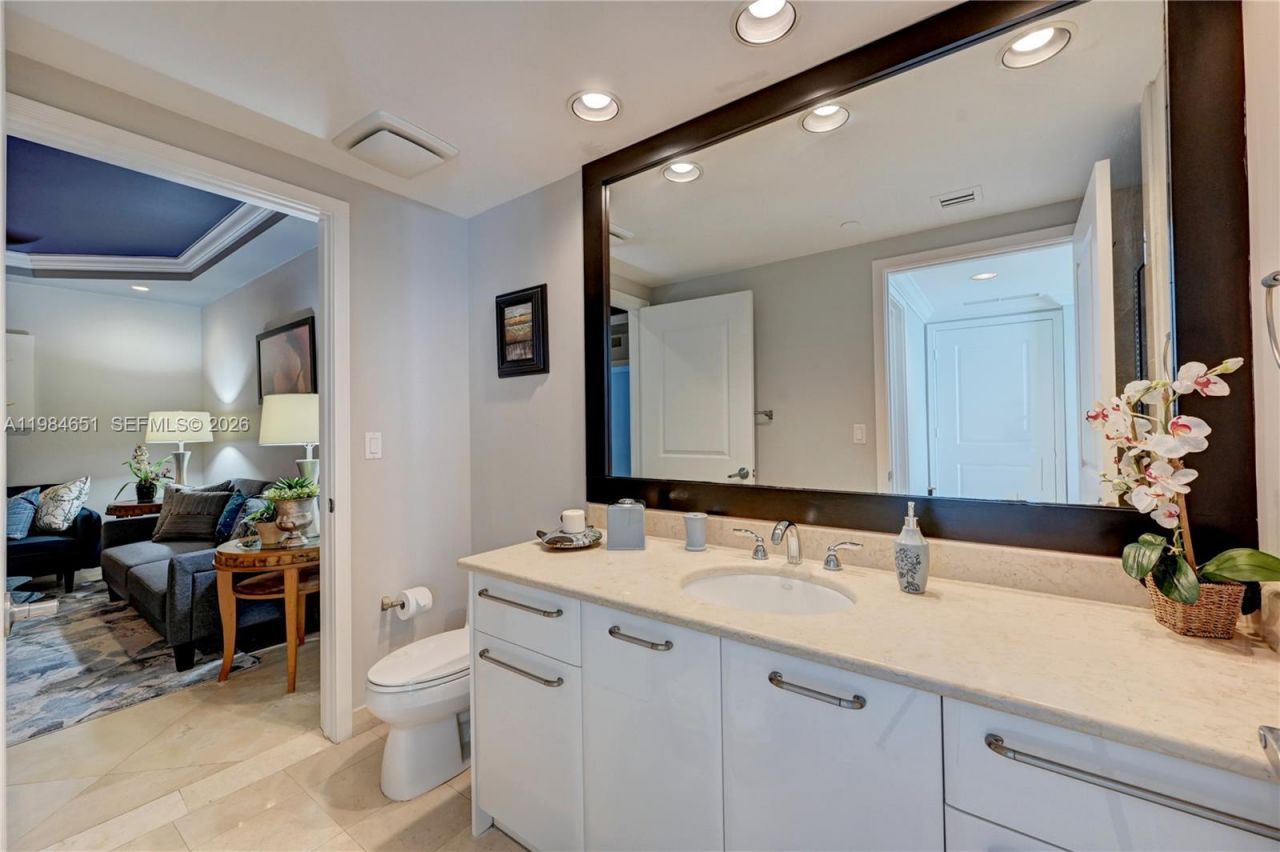 3101 S Ocean Dr , Unit 3203, Hollywood, FL 33019 Photo