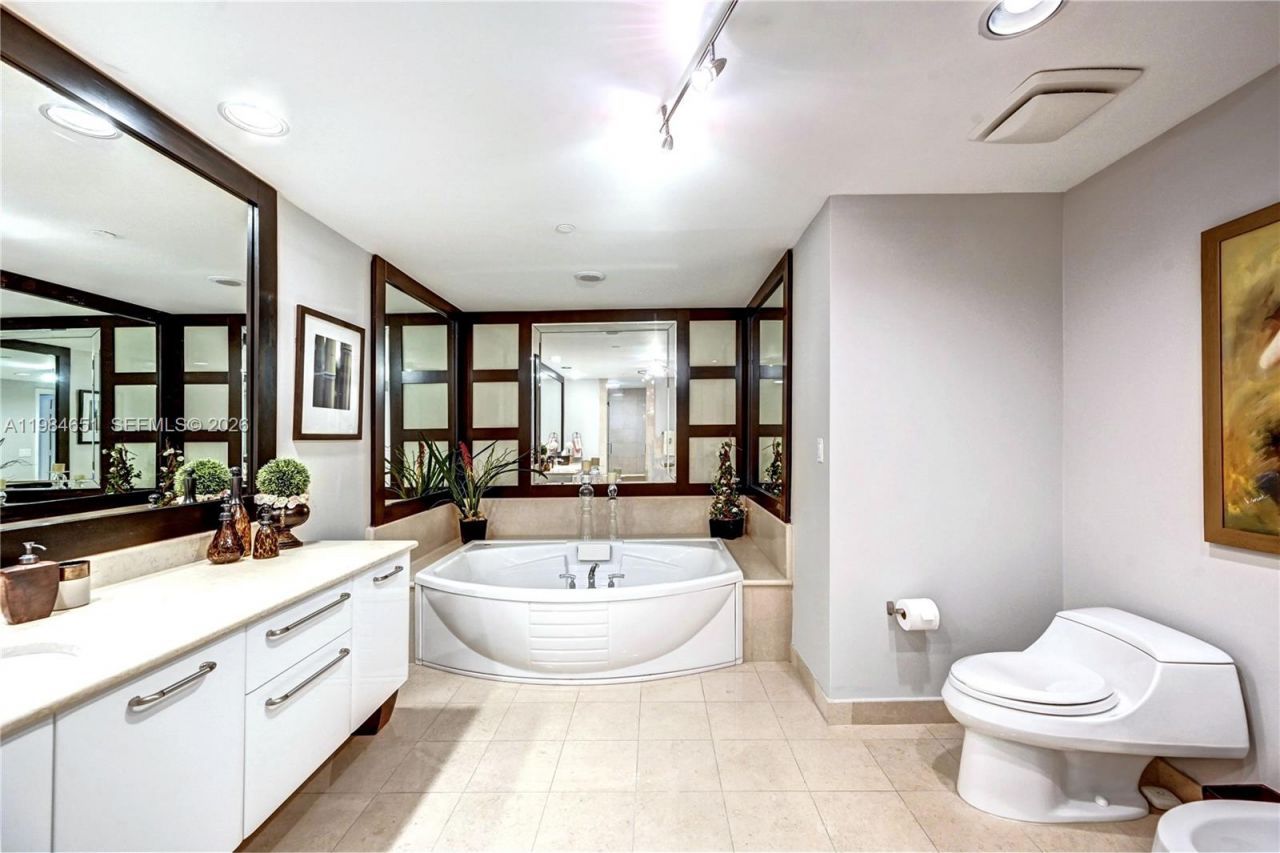 3101 S Ocean Dr , Unit 3203, Hollywood, FL 33019 Photo