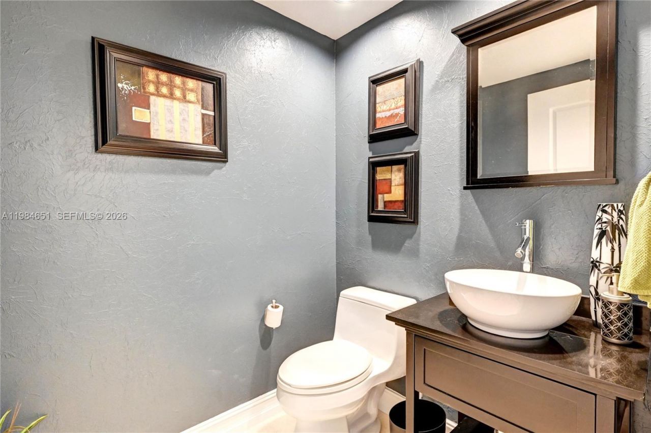 3101 S Ocean Dr , Unit 3203, Hollywood, FL 33019 Photo