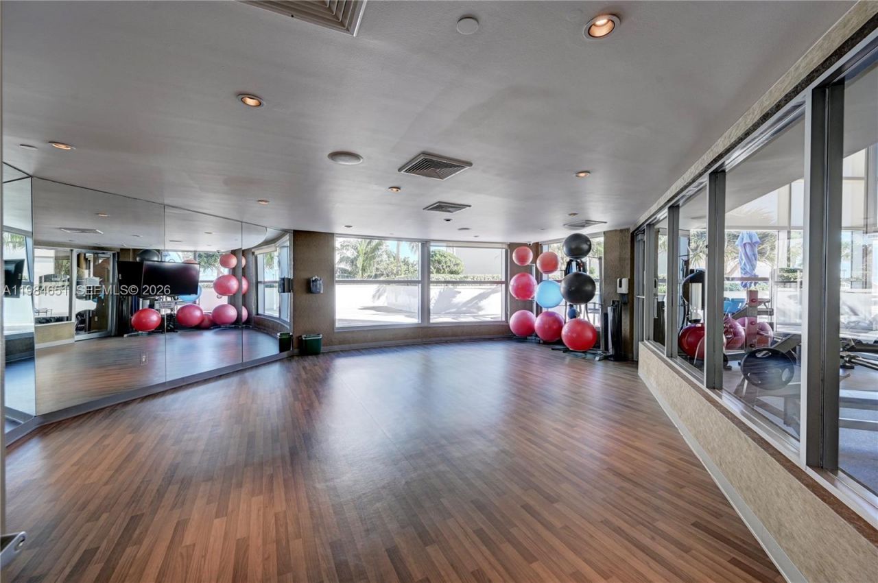 3101 S Ocean Dr , Unit 3203, Hollywood, FL 33019 Photo