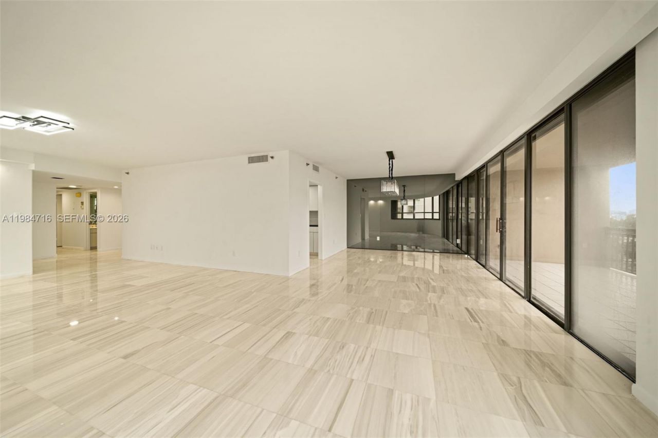 10175 Collins Ave , Unit 807, Bal Harbour, FL 33154 Photo