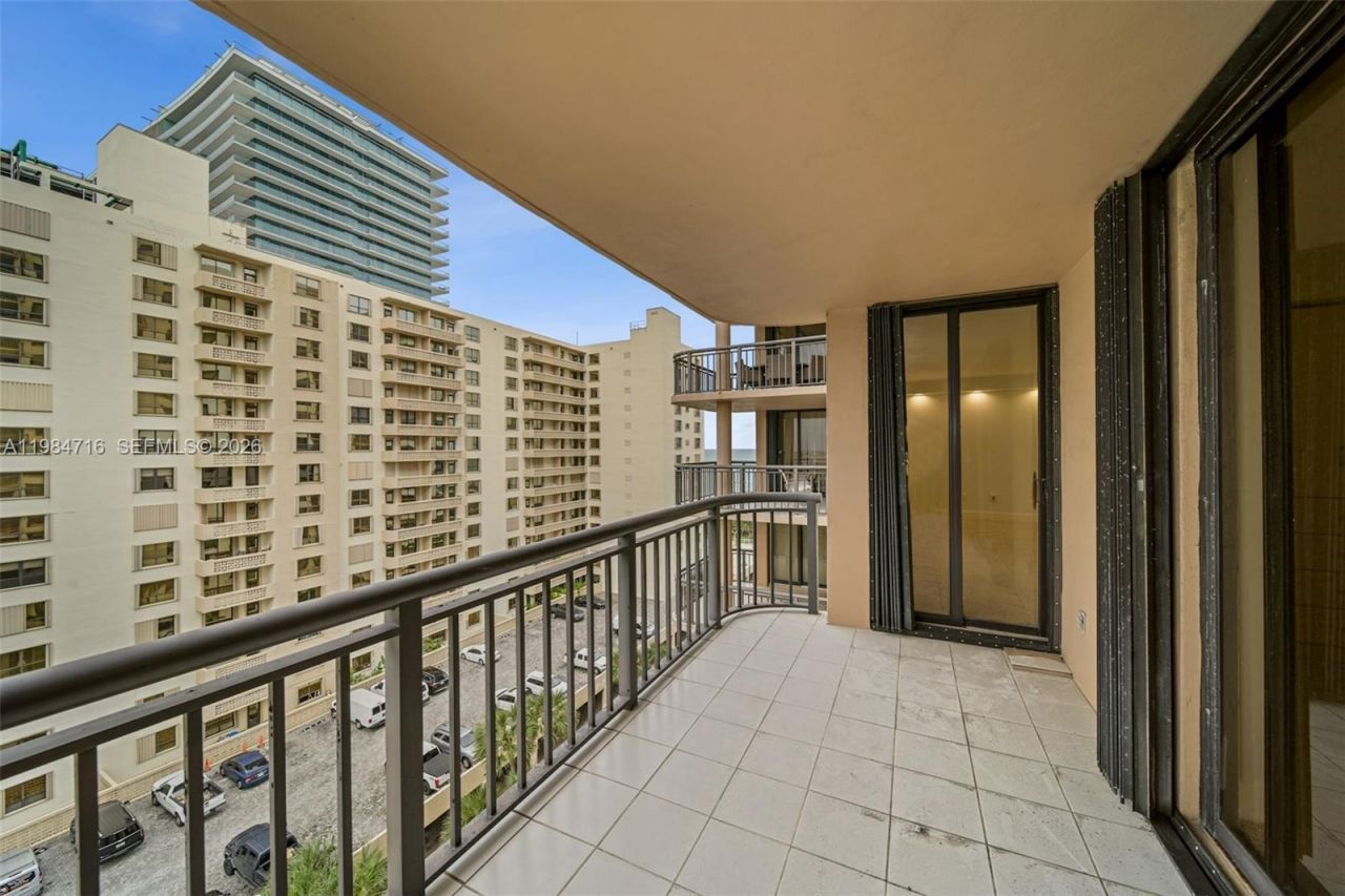 10175 Collins Ave , Unit 807, Bal Harbour, FL 33154 Photo