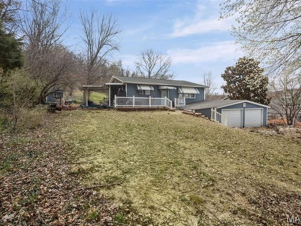 208 Cove Court , Caseyville, IL 62232