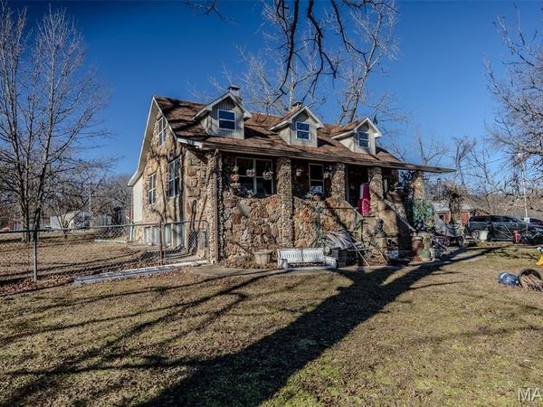 30635 MARIGOLD, Lebanon, MO 65536