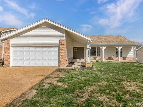 2915 Emerald Bend Court , St Louis, MO 63129
