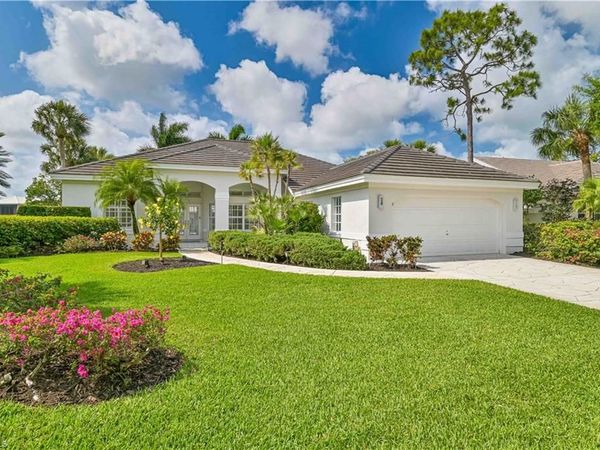 3681 Lakemont DR, BONITA SPRINGS, FL 34134