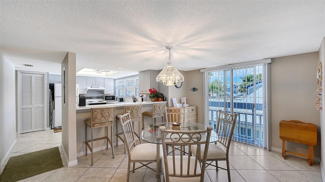 1200 Siesta Bayside Drive, Unit 1200G, Sarasota, FL 34242 Photo