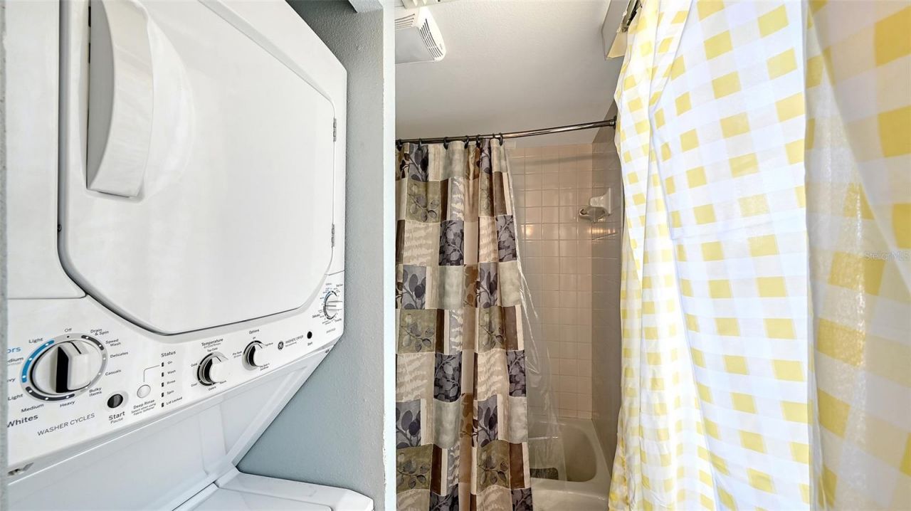 1200 Siesta Bayside Drive, Unit 1200G, Sarasota, FL 34242 Photo