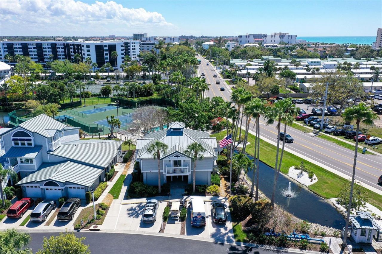 1200 Siesta Bayside Drive, Unit 1200G, Sarasota, FL 34242 Photo