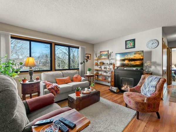 4245 Centerville Road, Vadnais Heights, MN 55127