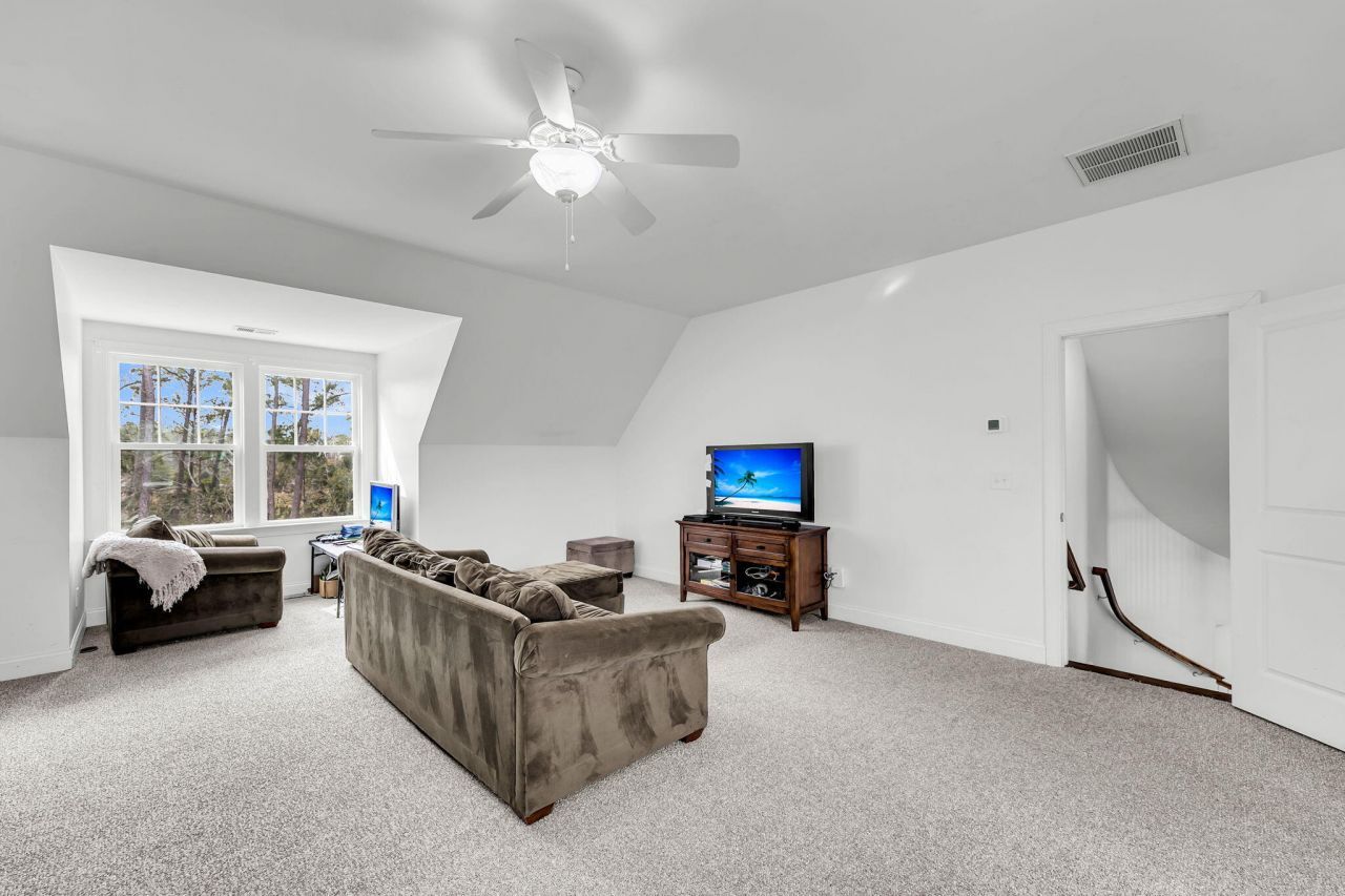 3001 Sturbridge Road Photo 38