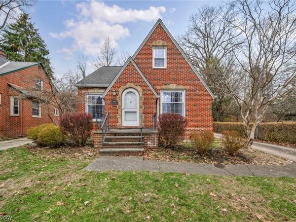 4098 Ridgeview Road , Cleveland, OH 44144