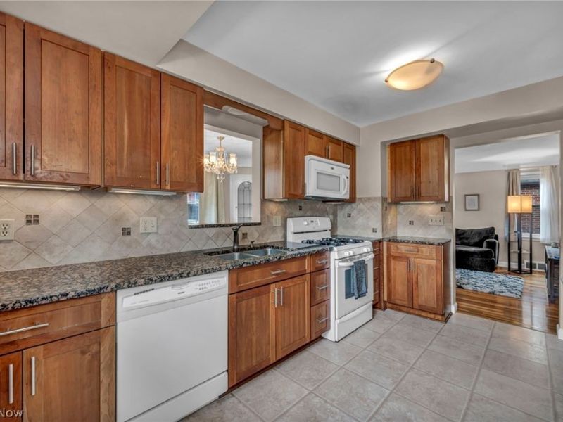 4098 Ridgeview Road, Cleveland, OH 44144 Photo 15