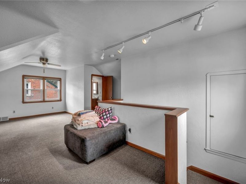 4098 Ridgeview Road, Cleveland, OH 44144 Photo 25