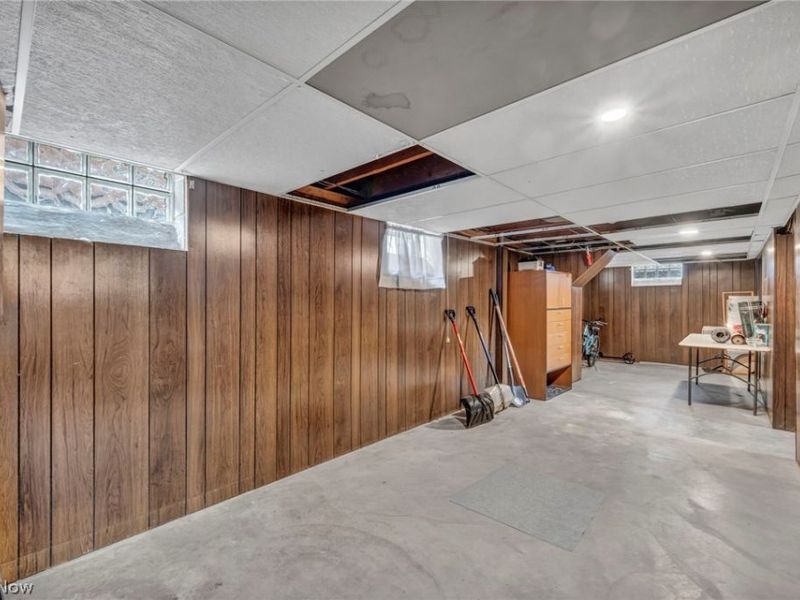 4098 Ridgeview Road, Cleveland, OH 44144 Photo 36