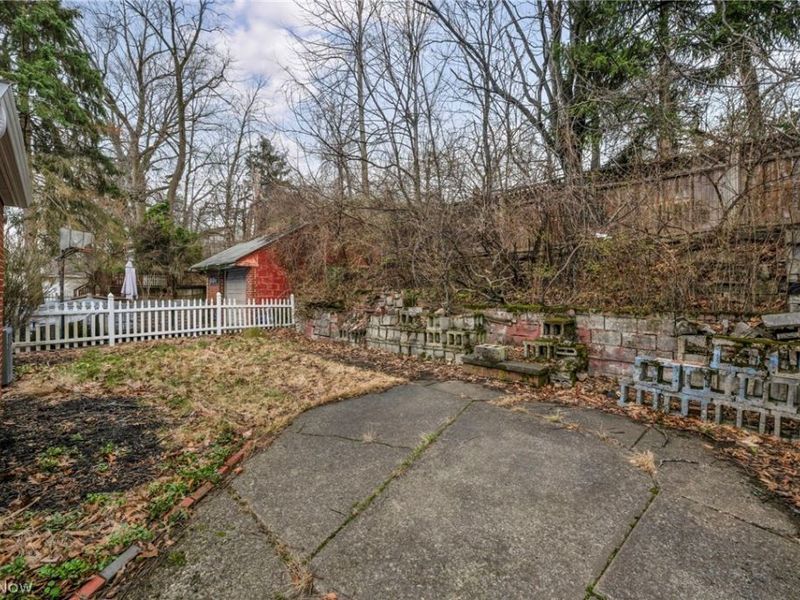 4098 Ridgeview Road, Cleveland, OH 44144 Photo 39