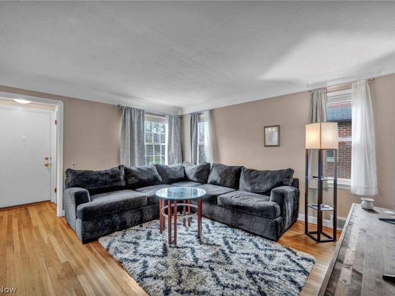 4098 Ridgeview Road, Cleveland, OH 44144 Photo 4