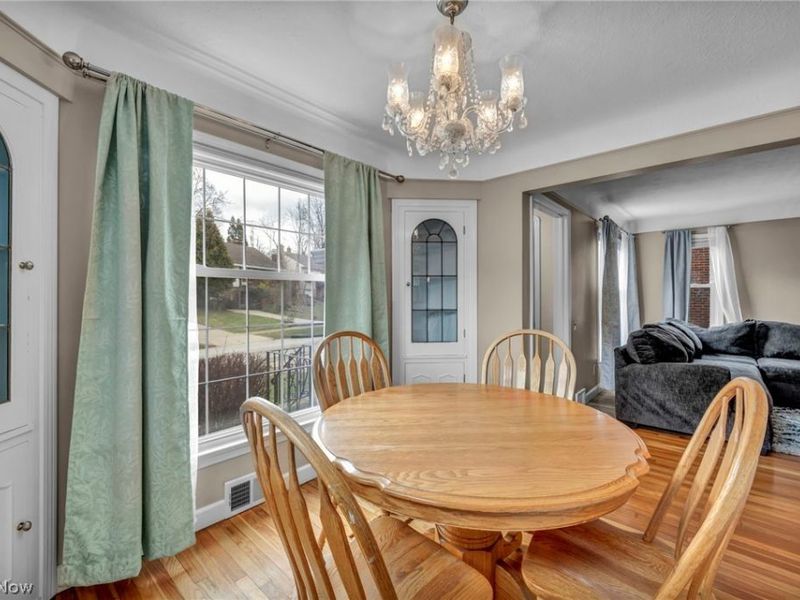 4098 Ridgeview Road, Cleveland, OH 44144 Photo 9