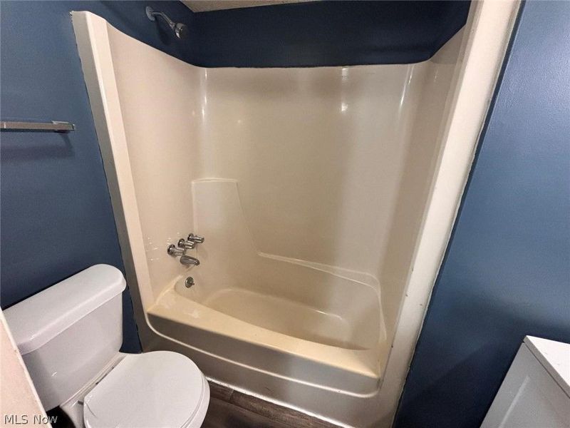 519 Crosby Street, Unit 10, Akron, OH 44302 Photo 8