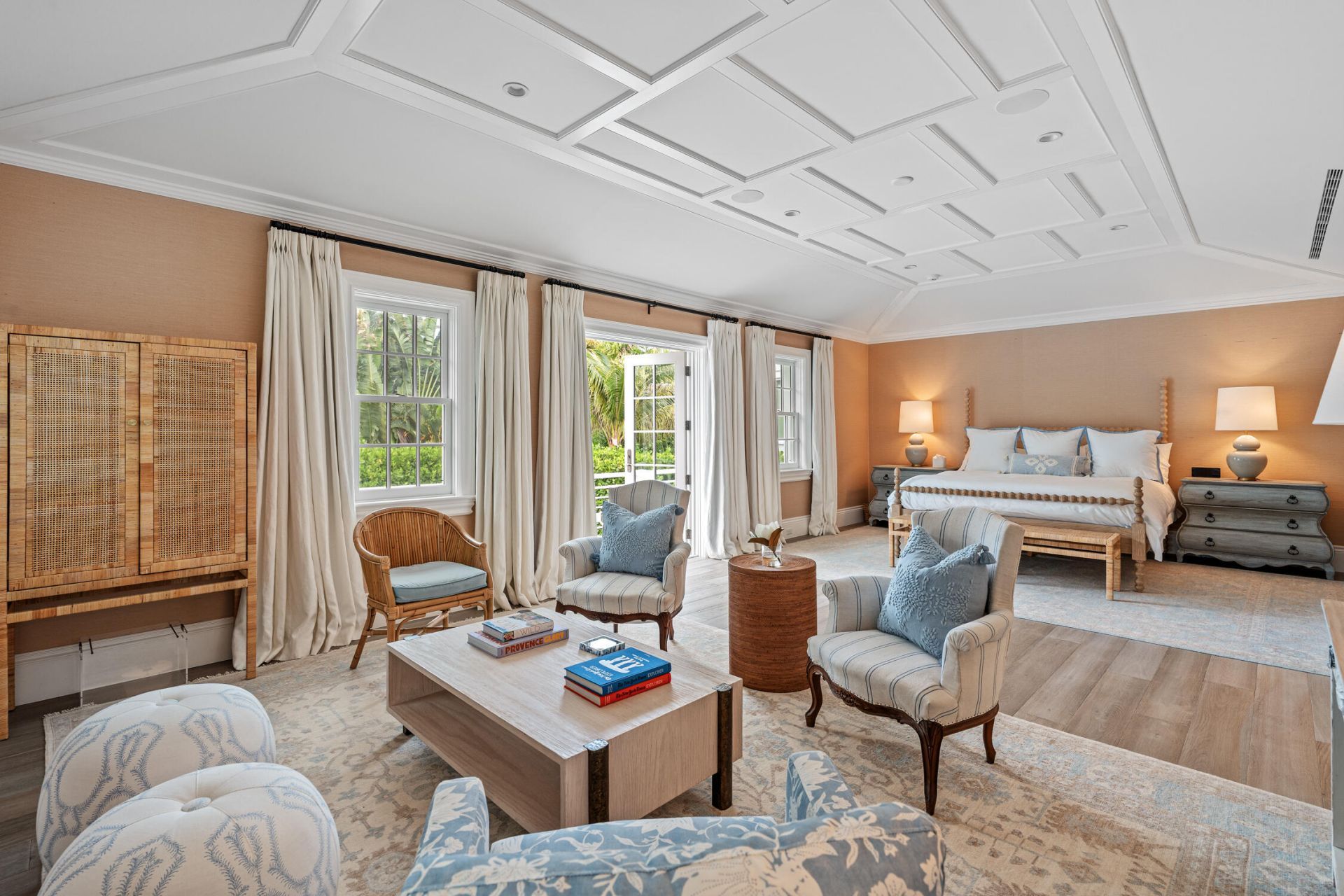 449 Australian Avenue, Palm Beach, FL 33480 Photo