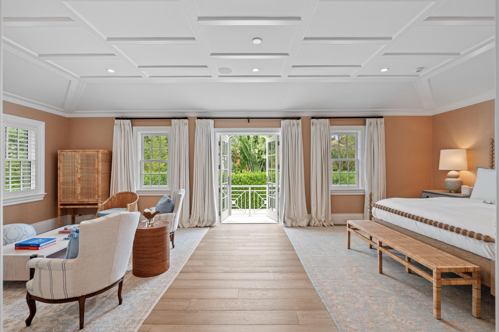 449 Australian Avenue, Palm Beach, FL 33480 Photo