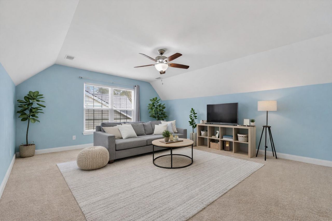 146 Back Tee Circle Photo 21