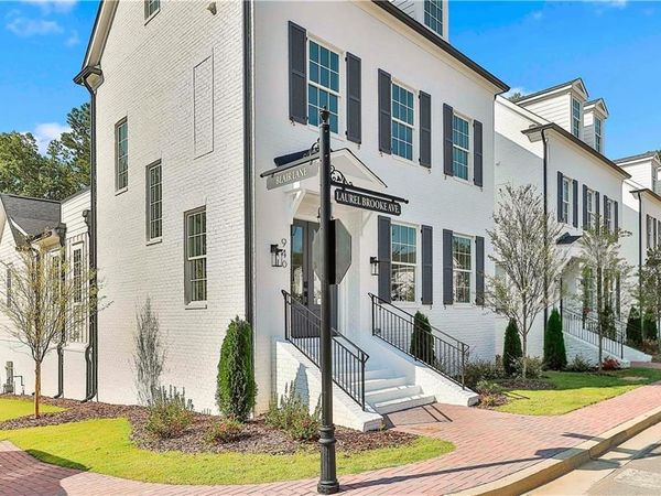 940 Laurel Brooke Avenue, Peachtree City, GA 30269