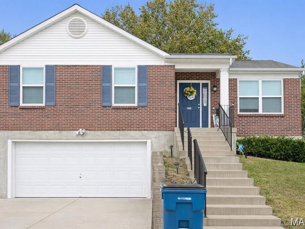 1260 Gahan Drive , St Louis, MO 63031