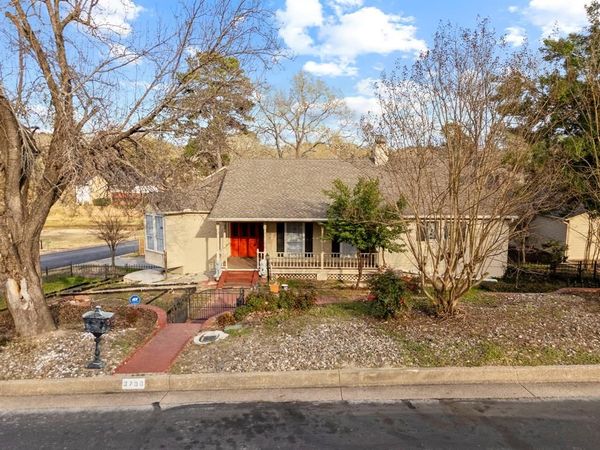 3700 Lake Vista Circle, Tyler, TX 75707