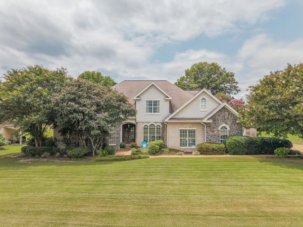 125 Caitlyn Dr., Saltillo, MS 38866