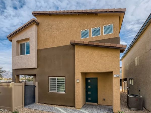 4452 Sapphire Moon Avenue , North Las Vegas, NV 89084